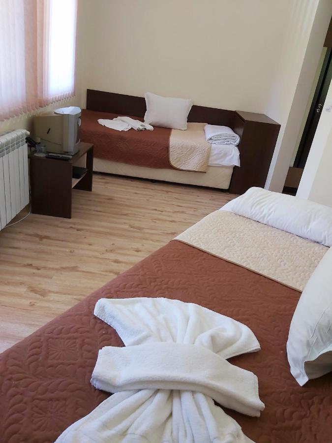Hotel Aleksandrina Kipilovo Zimmer foto